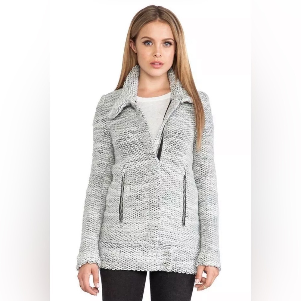 *Iro Ajuma Jacket - Picture 2 of 10